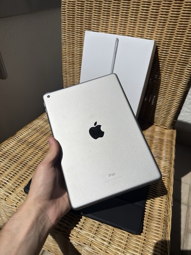 Ipad generation 32gb wifi - 6.,